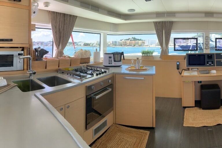 Galley and helm control of the luxury catamaran GOA 10