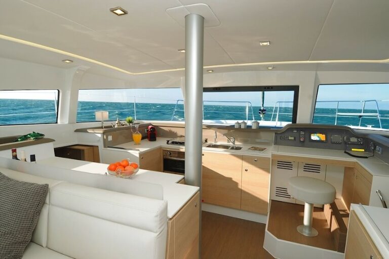 Galley and salon