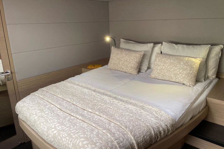 lagoon 55 luz del mar lala rebelo trip 90